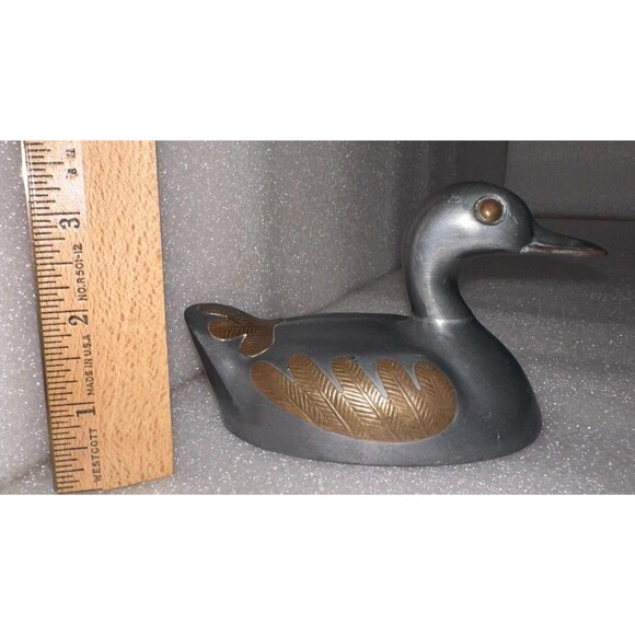 Duck Cast Metal  With Brass Wings Tail Eyes Figurine, 4.5 ” x 2.5” x 3” VTG - Picture 2 of 6